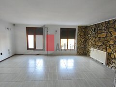 Giulesti Casa Vanzare 4 camere